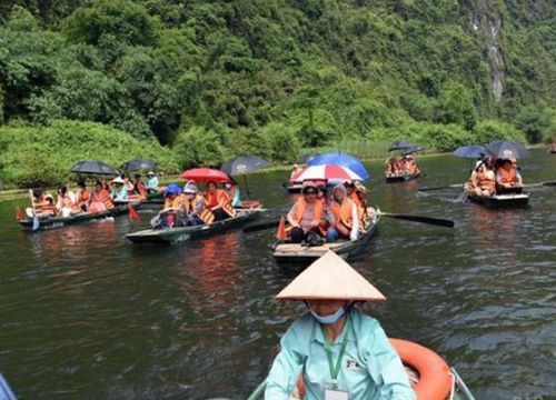 Nghề lái đò du lịch Tràng An: Hồi sinh sau đại dịch