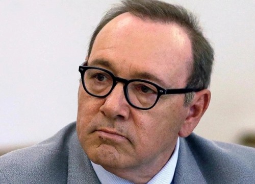 Ngôi sao Mỹ Kevin Spacey đối mặt với 4 tội danh tấn công tình dục ở Anh