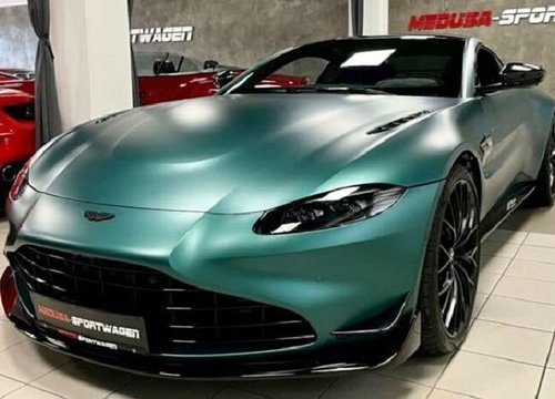 Siêu xe Aston Martin Vantage F1 Edition đầu tiên 'cập bến' Việt Nam