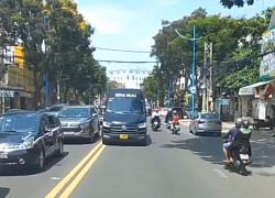 Cần tước vĩnh viễn bằng lái tài xế chạy ẩu còn đòi hành hung người khác
