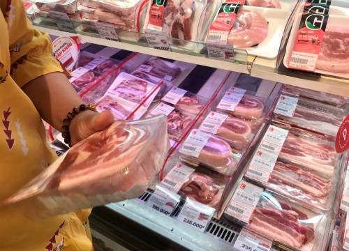 Giá heo hơi hôm nay 18.6.2022: Tuần giảm mức cao nhất 4.000 đồng/kg