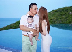 Loạt biểu cảm ngộ nghĩnh của con Chi Bảo khi nghỉ dưỡng cùng ba mẹ