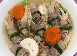 Mách chị em cách làm canh thịt bò cuộn nấu nấm kim châm ngon hết nấc