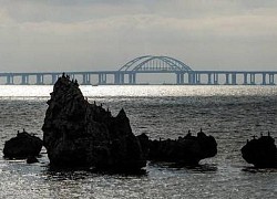 Ukraine dọa phá hủy cây cầu dài nhất châu Âu