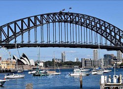 Australia: Lá cờ Thổ dân sẽ được treo vĩnh viễn trên Cầu Cảng Sydney