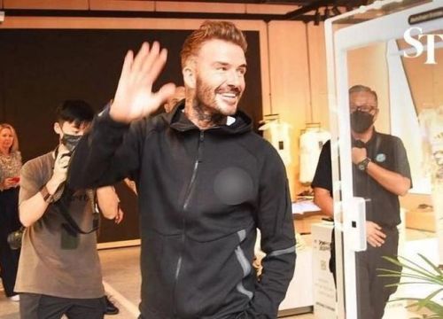 Hành động tại sự kiện của David Beckham khiến dân mạng điên đảo