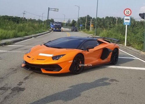 Lamborghini Aventador SVJ Roadster hơn 50 tỷ màu độc nhất Việt Nam