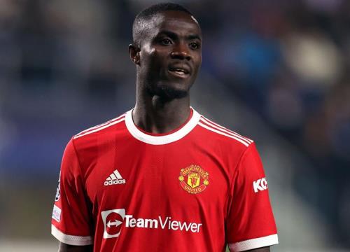 Newcastle giải cứu Bailly khỏi 'địa ngục' MU