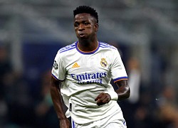 PSG 'phá' Real gia hạn Vinicius bằng núi tiền