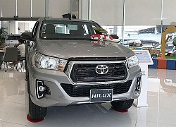 Xe bán tải Toyota Hilux ngừng bán tại Việt Nam chỉ là... "tin vịt"