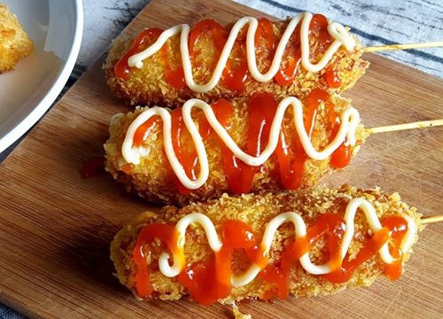 3 cách làm hot dog Hàn - Việt giòm rụm, béo ngậy, thơm ngon "hot trend"