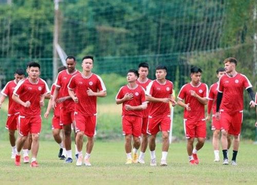 Bùi Tiến Dũng có thể vắng mặt ở AFC Cup