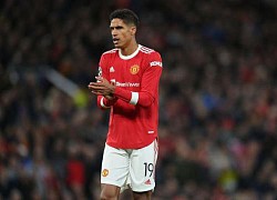 Ferdinand bảo vệ Varane sau mùa giải thảm họa với MU