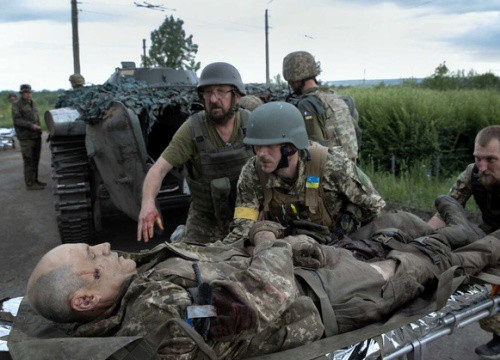 Giao tranh tại Donbas lên đến 'đỉnh điểm hãi hùng'