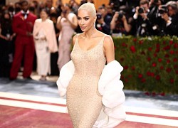 Kim Kardashian bị chỉ trích vì cổ súy lối sống độc hại