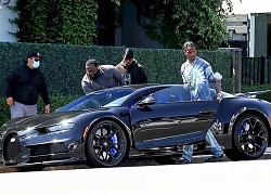 Rapper Travis Scott tậu siêu xe Bugatti Chiron giá 5,5 triệu USD