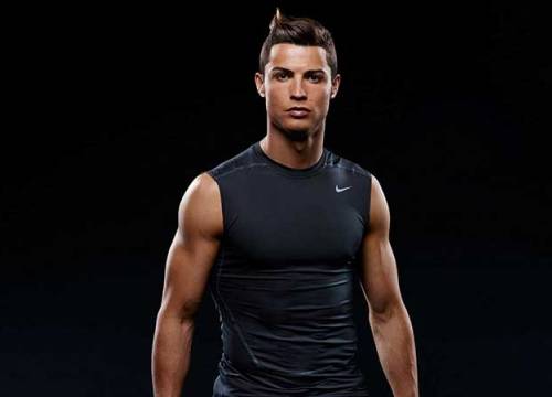 Cristiano Ronaldo bước vào thế giới tiền số