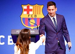 Messi lạnh nhạt với đồng đội