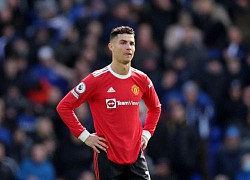 Carragher: 'Ronaldo ghi bàn nhưng khiến MU tệ hơn'