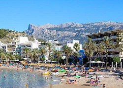 Chính phủ Tây Ban Nha muốn đuổi khéo những du khách Anh "nghèo mà ham chơi" khỏi Mallorca