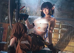 Bị &#039;Đẫm Mồ Hôi&#039; Khi Xem Bộ Cosplay Eunectes Siêu Nóng Bỏng