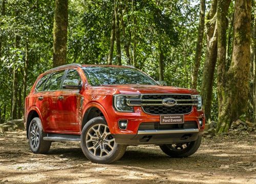 Ford Everest thế hệ mới ra mắt thị trường Việt với 4 phiên bản