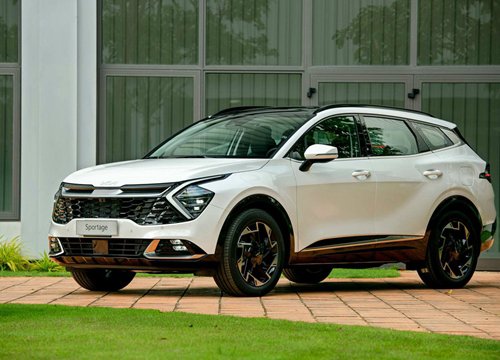 Kia Sportage, Hyundai Tucson và Mazda CX-5: Lựa chọn nào cho mẫu xe 5 chỗ gầm cao dưới 1 tỉ đồng?