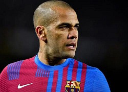 Rời Barca ở tuổi 39, Alves vẫn đắt như 'tôm tươi'