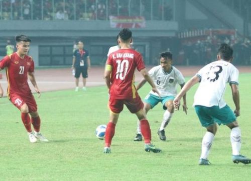 U19 Việt Nam hòa U19 Indonesia: Điểm yếu thể lực và dấu ấn tân binh