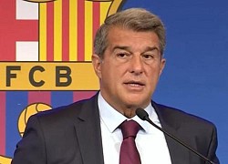 Laporta lên tiếng về việc Barcelona mua Ronaldo