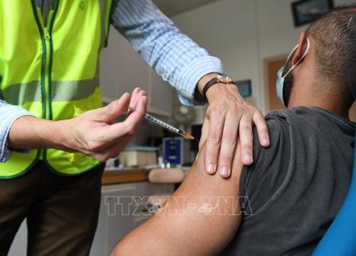 Người dân Pháp tích cực tiêm vaccine phòng bệnh đậu mùa khỉ