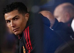 Ronaldo yêu cầu Man United giải phóng hợp đồng