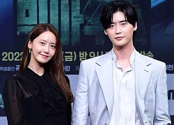 Yoona xinh mỹ miều dù lộ khuyết điểm, tạo nên khung cảnh thân mật mãn nhãn với Lee Jong Suk ở họp báo hot nhất hôm nay