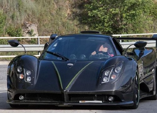 Pagani Zonda LM Roadster triệu đô, độc nhất thế giới lắp mui ra sao?