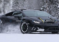 Lamborghini Huracan Sterrato bản off-road bị "tóm sống" khi chạy thử