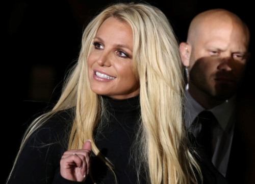 Britney Spears tố cáo quản lý cũ chiếm đoạt 18 triệu USD từ tiền bảo hộ