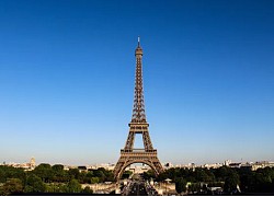 Tháp Eiffel xuống cấp, cần được bảo trì