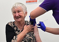 Thủ tướng Australia ủng hộ việc tiêm mũi thứ tư vaccine ngừa COVID-19