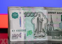 Chuyên gia quốc tế nhận định về đồng ruble của Nga suy giảm