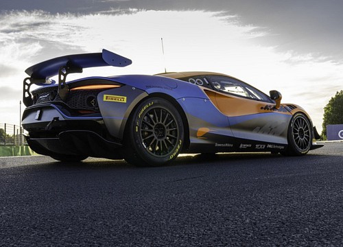 McLaren Artura GT4 sẵn sàng cho những đường đua khốc liệt