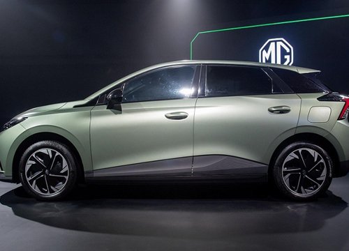 "Soi" nội thất MG Mulan 2022 khoảng 700 triệu đồng tại Trung Quốc