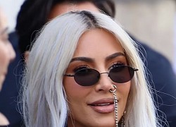 Tranh cãi về chiếc váy của Kim Kardashian