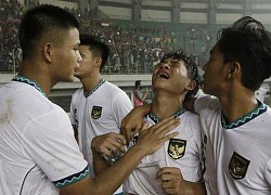 Chùm ảnh nhiều cầu thủ U-19 Indonesia bật khóc nức nở