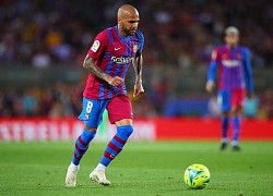 Dani Alves: &#8216;Barca không tôn trọng tôi&#8217;