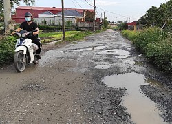 Đóng hàng trăm triệu làm đường làng, 300 hộ dân vẫn phải lội bùn