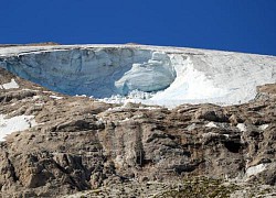 Italy xác nhận 11 người thiệt mạng trong vụ lở băng trên dãy Alps