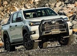 Toyota Hilux tạm dừng nhập khẩu do hạn chế nhiên liệu?