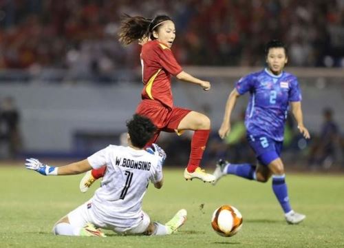 Việt Nam chắc vé bán kết AFF Cup