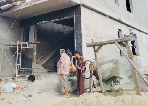 'Bão giá' tàn phá giấc mơ người xây nhà