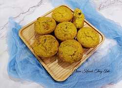 Cách làm muffin bí đỏ nho khô thơm ngon, quen thuộc nhiều gia đình